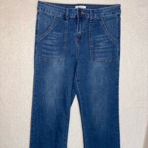 Women’s Bleu Denim Jeans in Classic Blue patch pocket straight-leg jeans Size 8